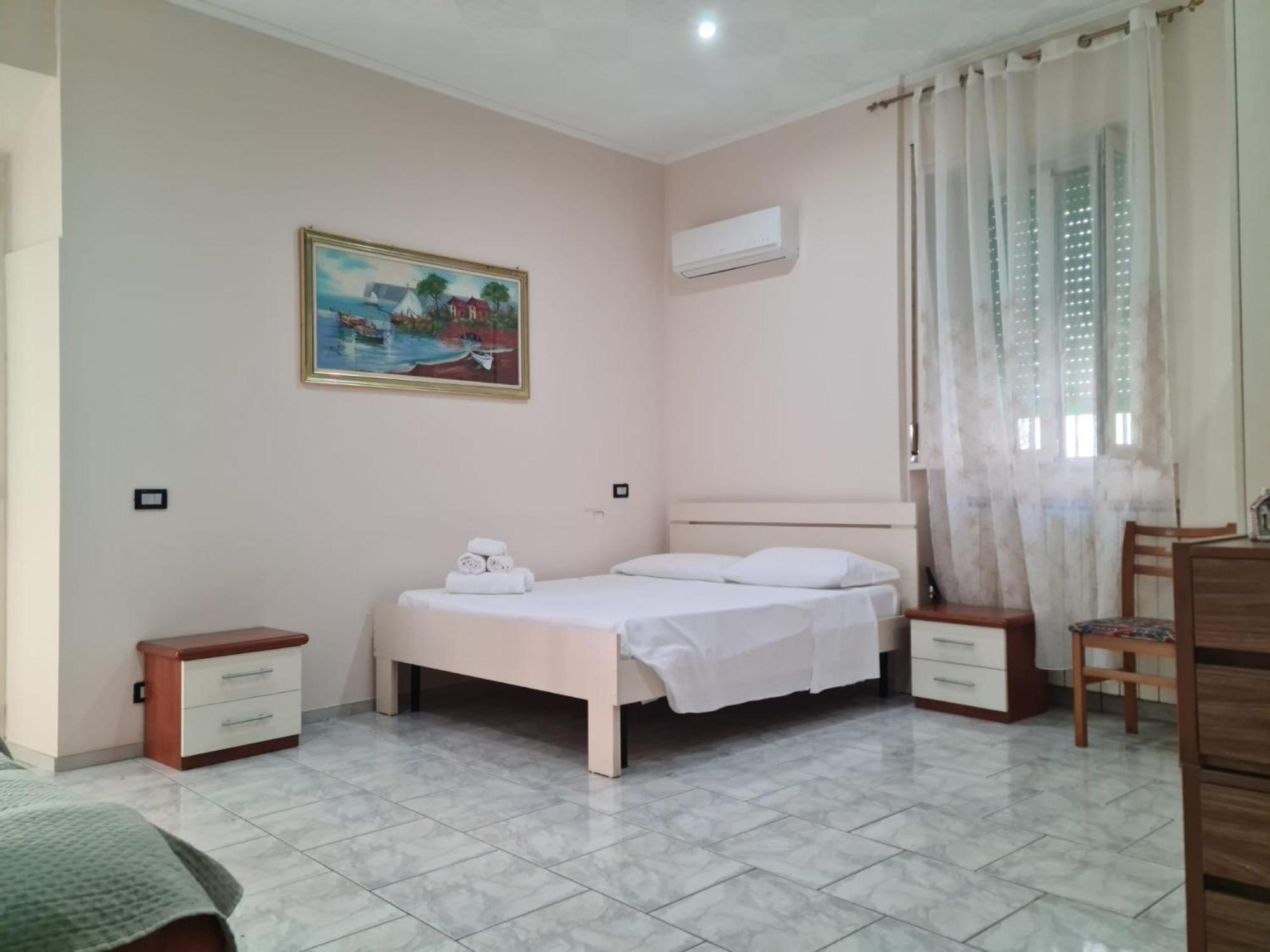 Le Stanze Di Ricci - Affittacamere Low Cost Lesina Exterior foto